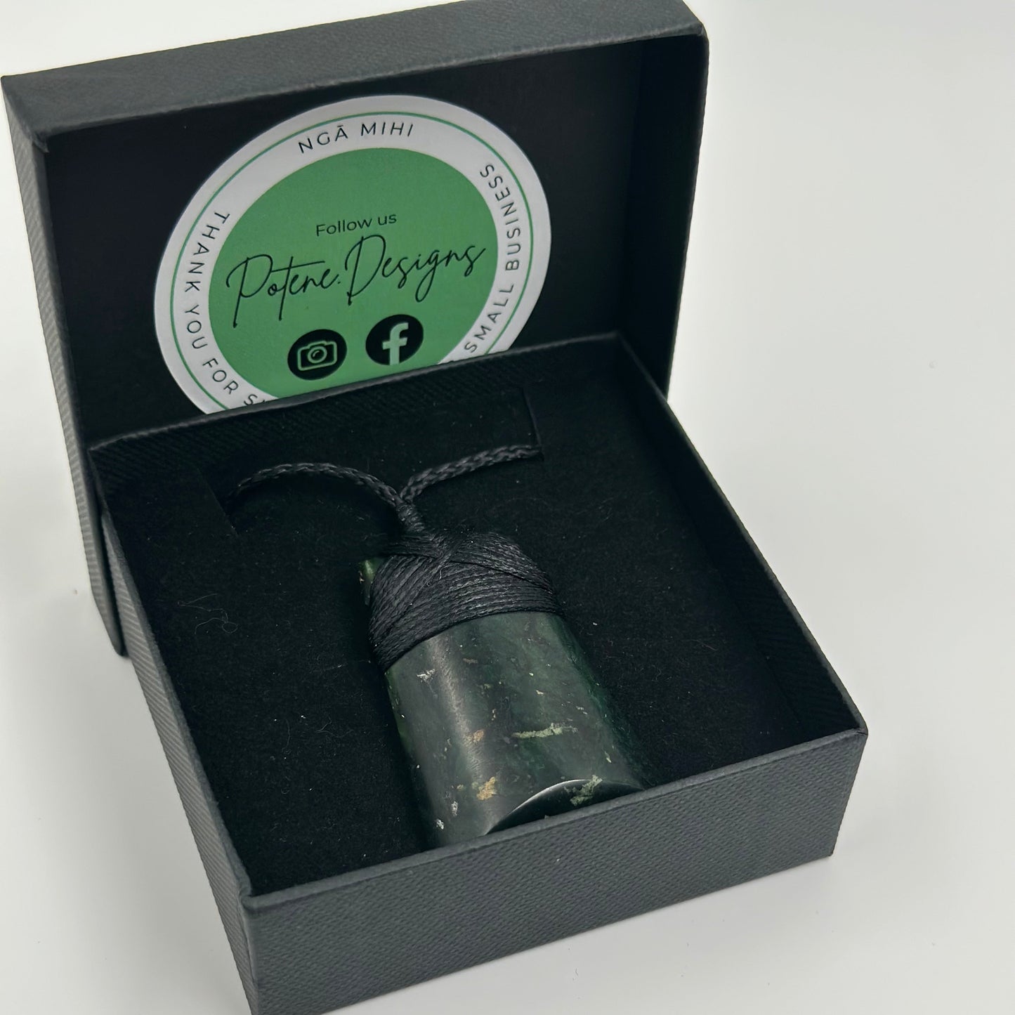 Pounamu Toki 4