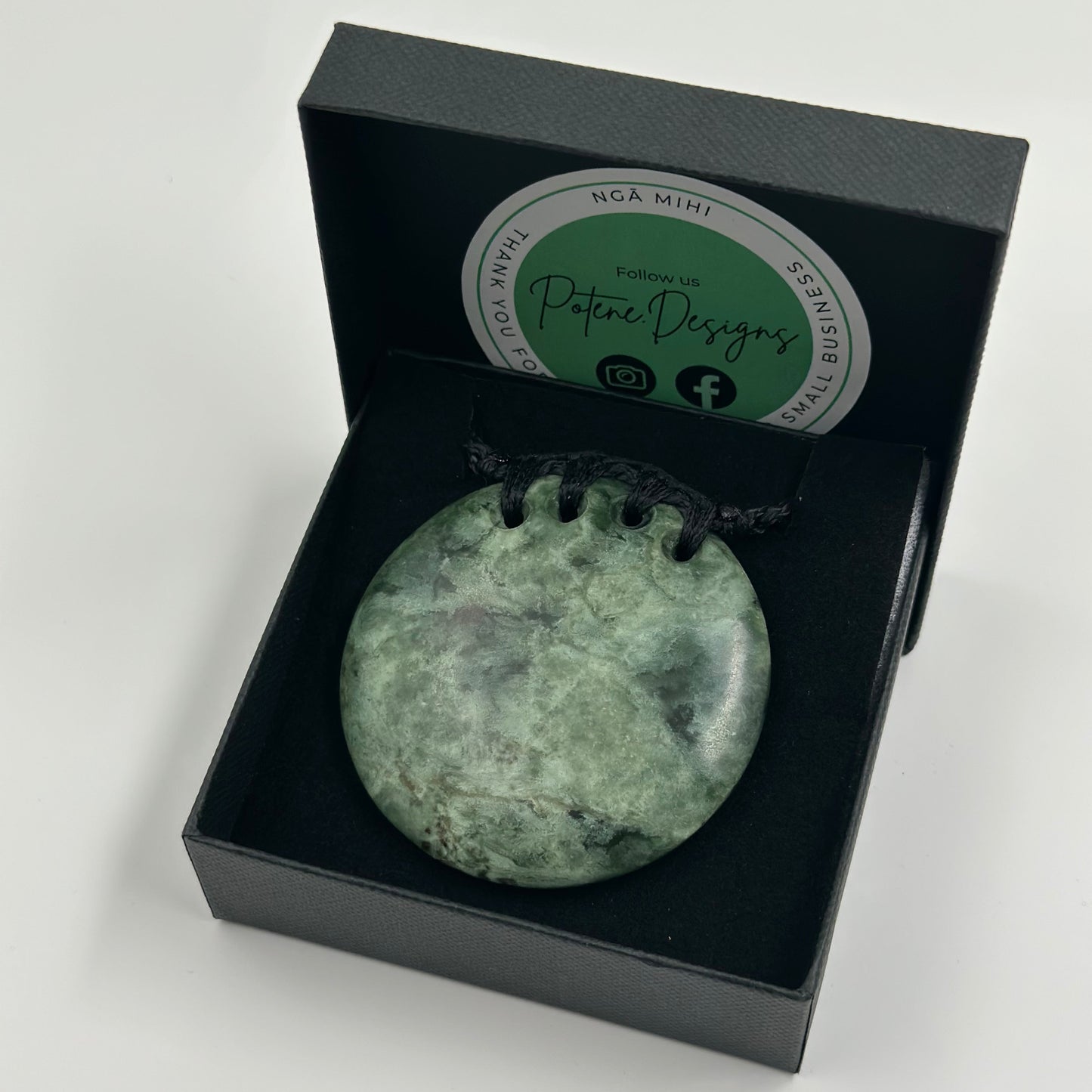 Pounamu Porowhita 1