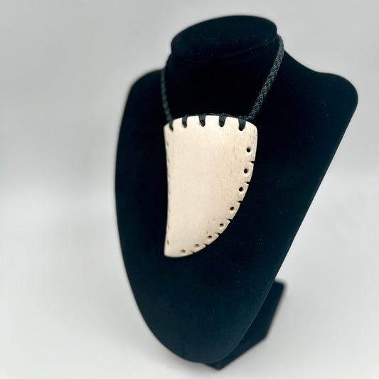 Whale Bone Niho 1
