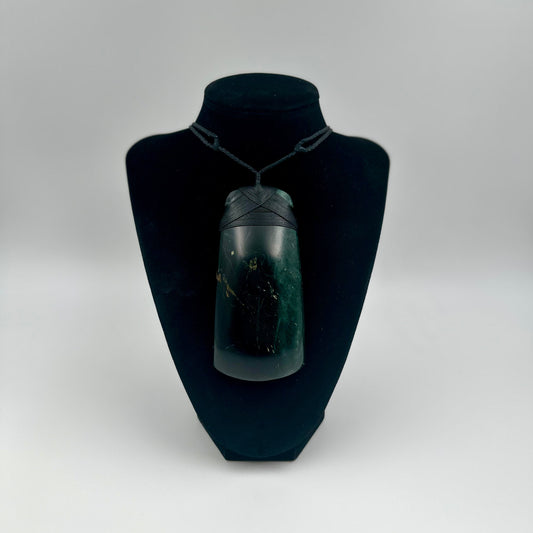 Pounamu Toki 2