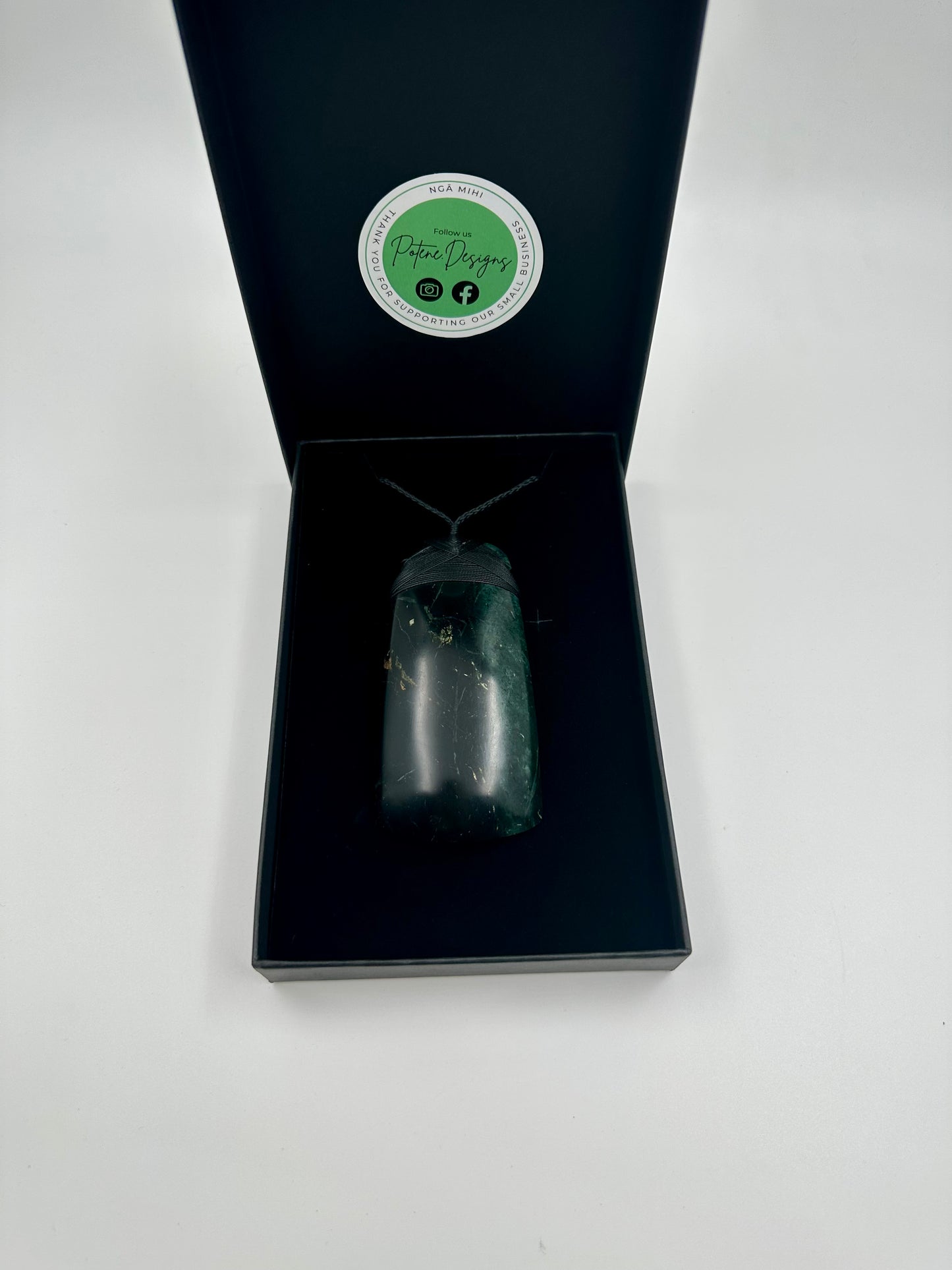 Pounamu Toki 2